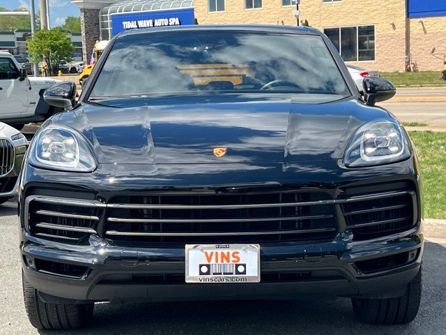 2023 Porsche Cayenne Base