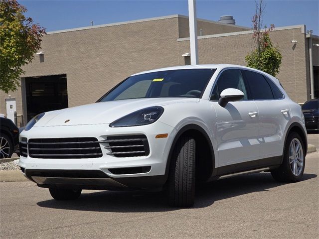 2023 Porsche Cayenne Base