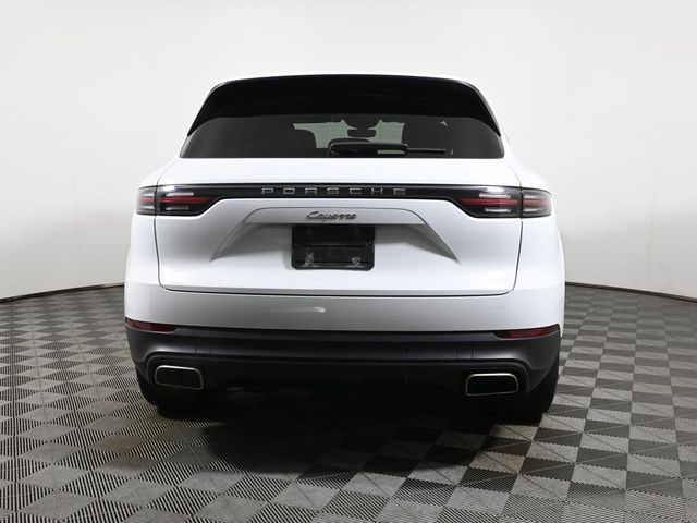 2023 Porsche Cayenne Base