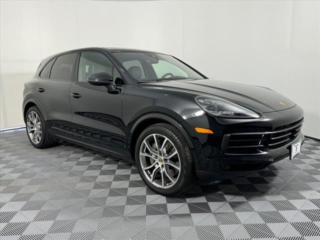 2023 Porsche Cayenne S Platinum Edition