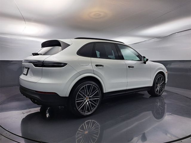 2023 Porsche Cayenne S