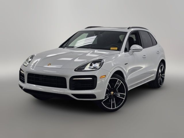 2023 Porsche Cayenne E-Hybrid Base