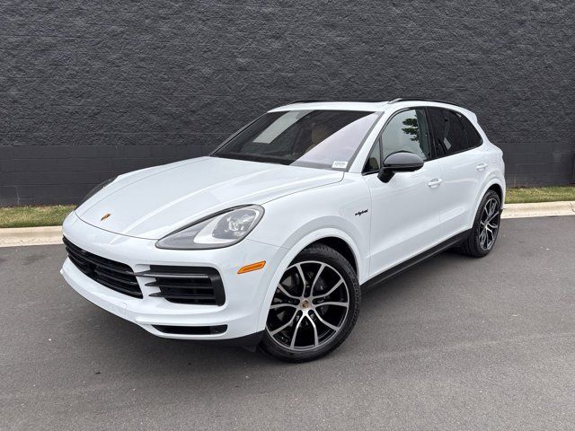 2023 Porsche Cayenne E-Hybrid Base