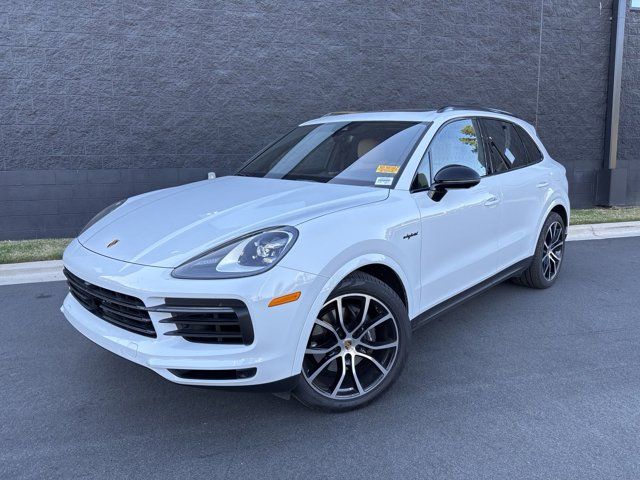 2023 Porsche Cayenne E-Hybrid Base