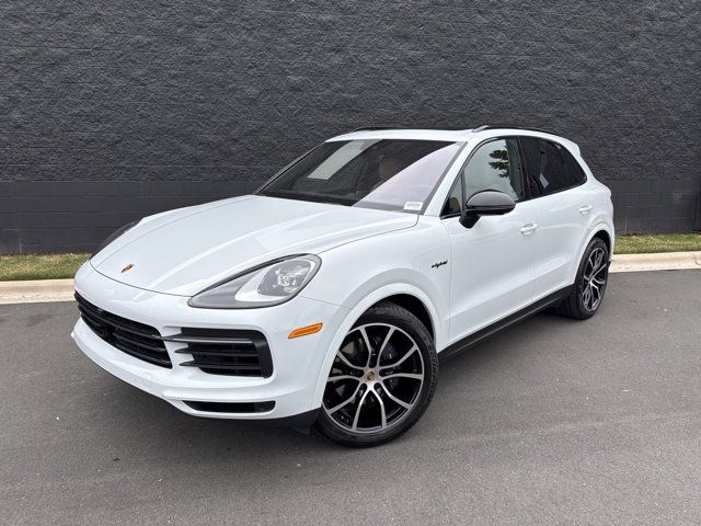 2023 Porsche Cayenne E-Hybrid Base