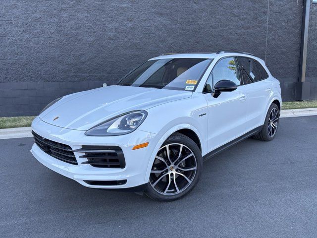 2023 Porsche Cayenne E-Hybrid Base