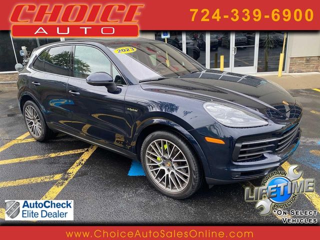 2023 Porsche Cayenne Platinum Edition E-Hybrid