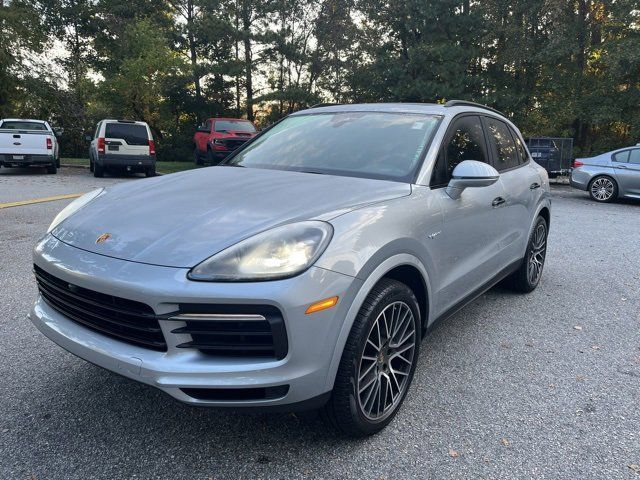 2023 Porsche Cayenne E-Hybrid Base