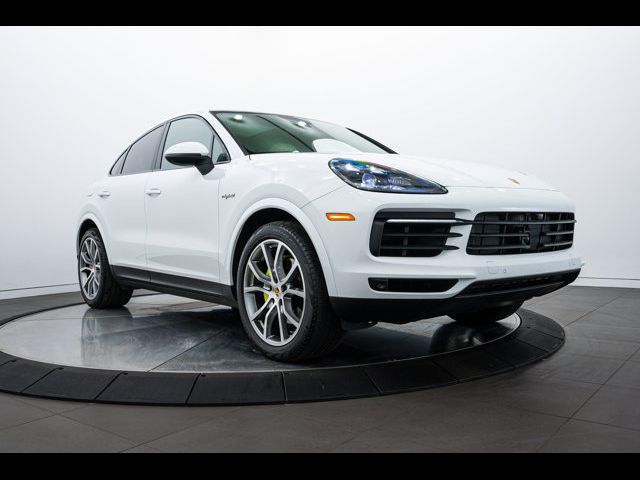 2023 Porsche Cayenne E-Hybrid Base