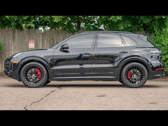 2023 Porsche Cayenne GTS