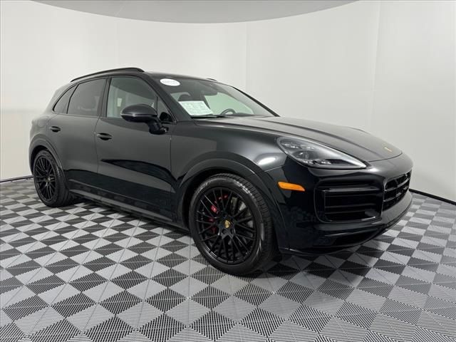 2023 Porsche Cayenne GTS