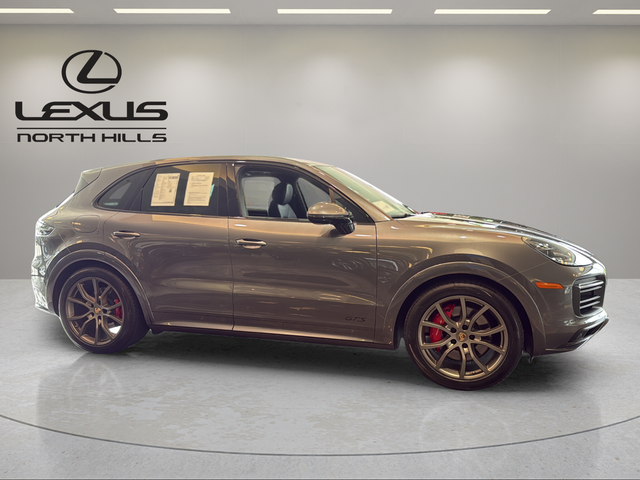 2023 Porsche Cayenne GTS