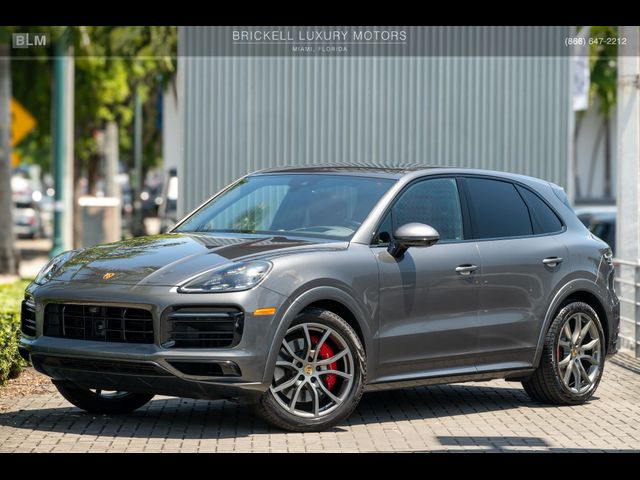 2023 Porsche Cayenne GTS