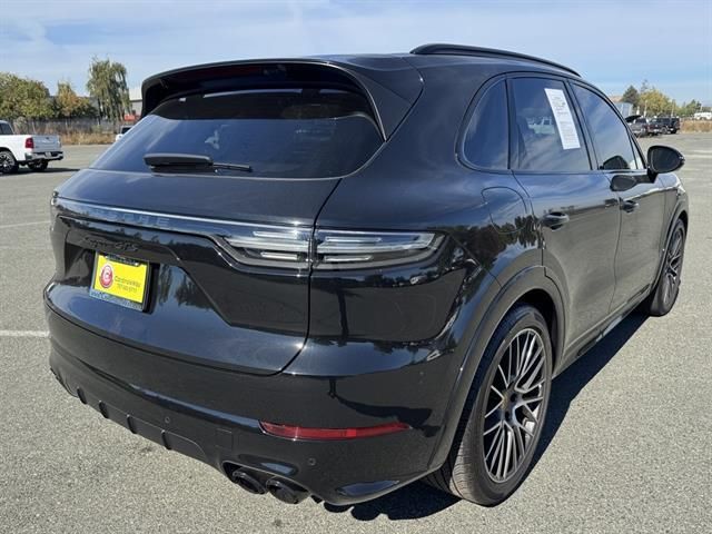 2023 Porsche Cayenne GTS