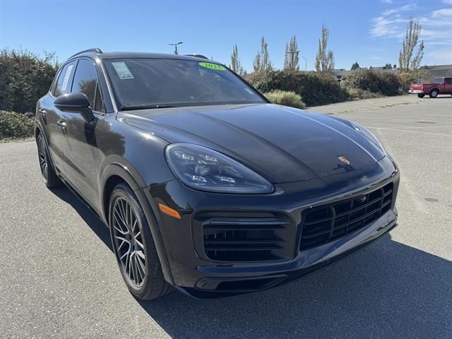 2023 Porsche Cayenne GTS