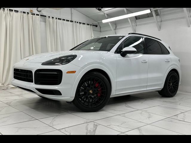 2023 Porsche Cayenne GTS