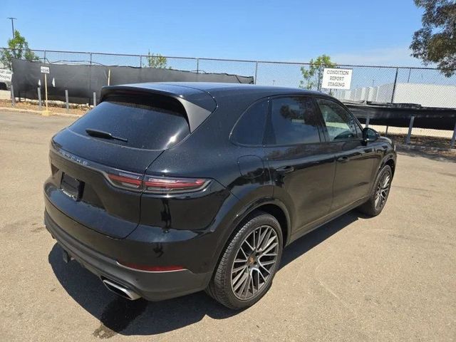 2023 Porsche Cayenne Platinum Edition