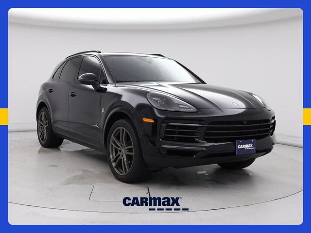 2023 Porsche Cayenne Platinum Edition
