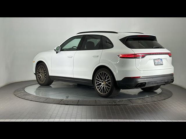 2023 Porsche Cayenne Base