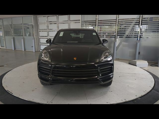 2023 Porsche Cayenne Platinum Edition