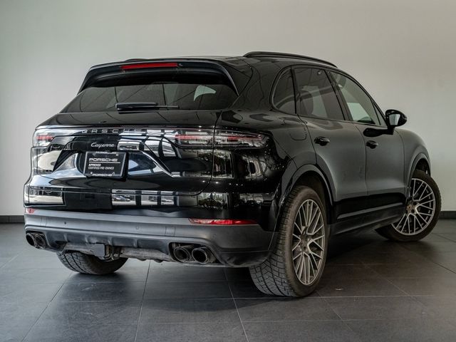 2023 Porsche Cayenne Platinum Edition