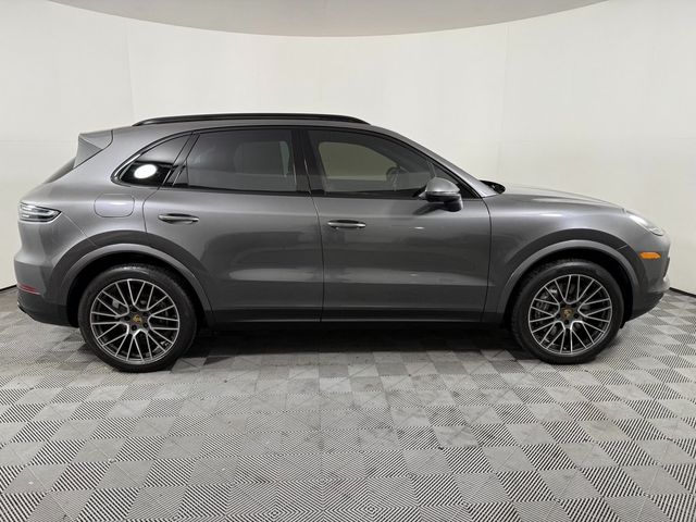 2023 Porsche Cayenne Platinum Edition