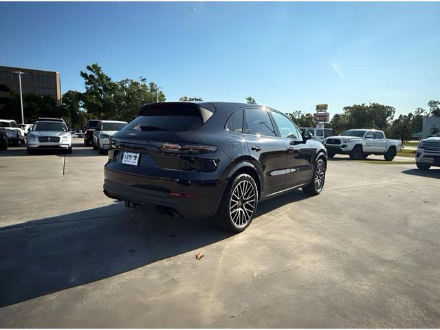 2023 Porsche Cayenne Platinum Edition