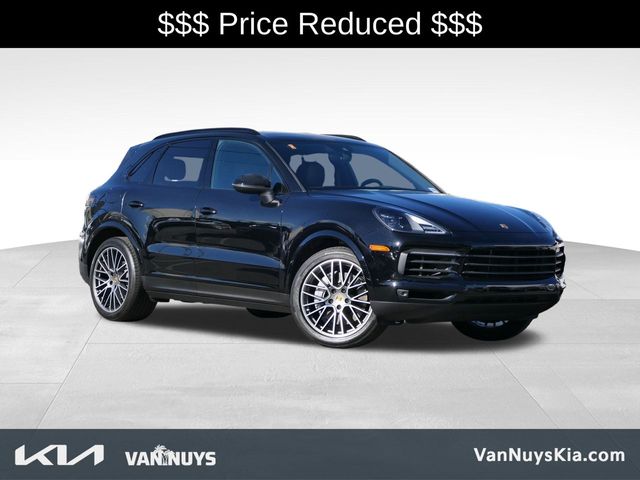 2023 Porsche Cayenne Platinum Edition