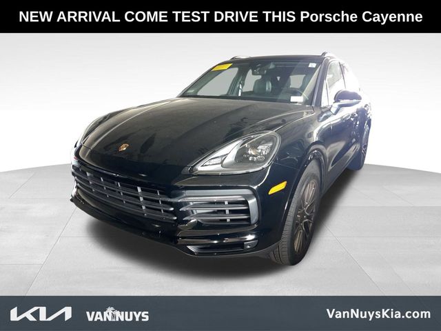 2023 Porsche Cayenne Platinum Edition