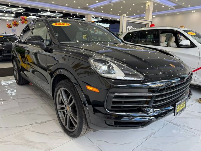 2023 Porsche Cayenne Platinum Edition