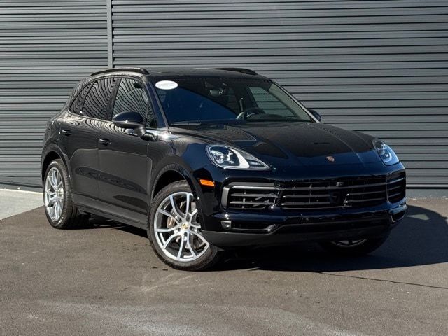 2023 Porsche Cayenne Platinum Edition