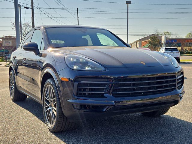 2023 Porsche Cayenne Base