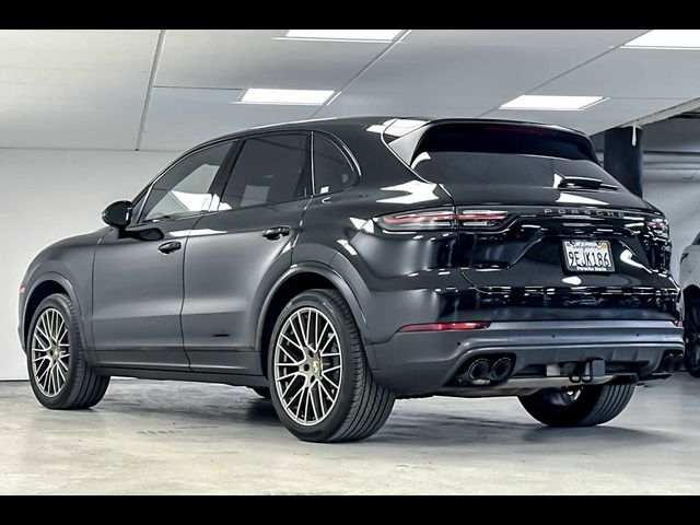 2023 Porsche Cayenne Platinum Edition