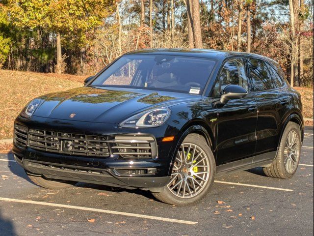 2023 Porsche Cayenne Platinum Edition E-Hybrid