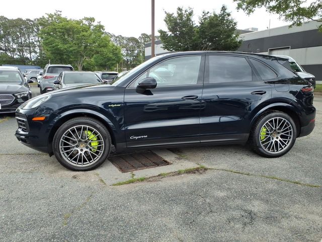 2023 Porsche Cayenne Platinum Edition E-Hybrid