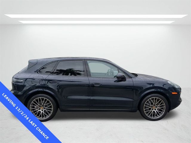 2023 Porsche Cayenne S