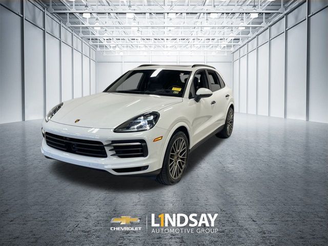 2023 Porsche Cayenne S Platinum Edition