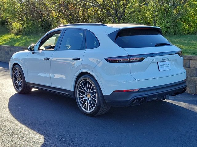 2023 Porsche Cayenne S Platinum Edition