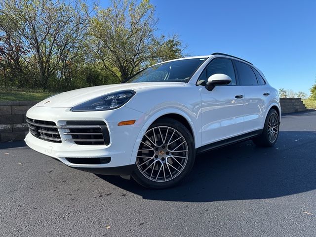 2023 Porsche Cayenne S Platinum Edition