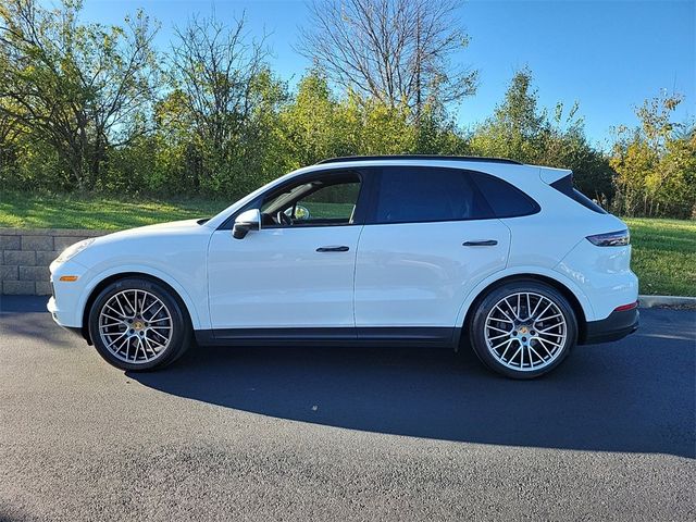 2023 Porsche Cayenne S Platinum Edition