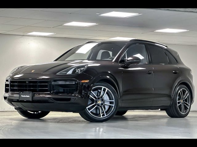 2023 Porsche Cayenne Turbo