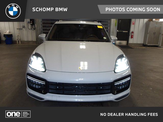 2023 Porsche Cayenne Turbo