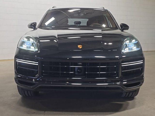 2023 Porsche Cayenne Turbo