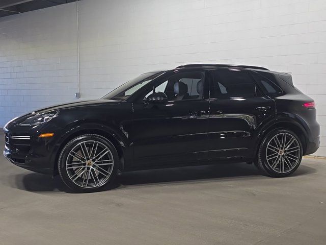 2023 Porsche Cayenne Turbo