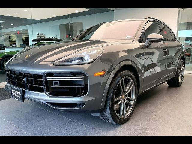 2023 Porsche Cayenne Turbo