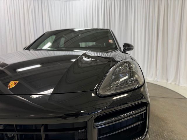 2023 Porsche Cayenne Turbo