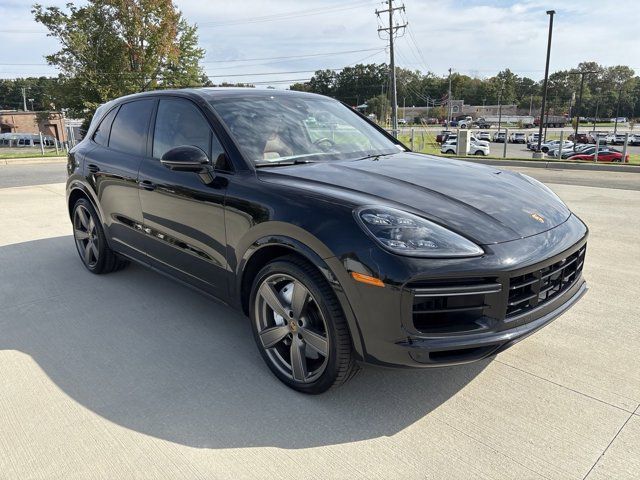 2023 Porsche Cayenne Turbo