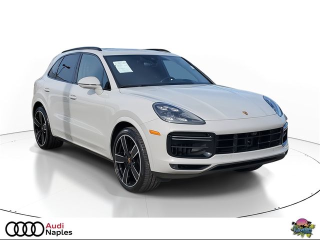 2023 Porsche Cayenne Turbo