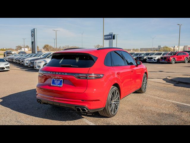 2023 Porsche Cayenne Turbo