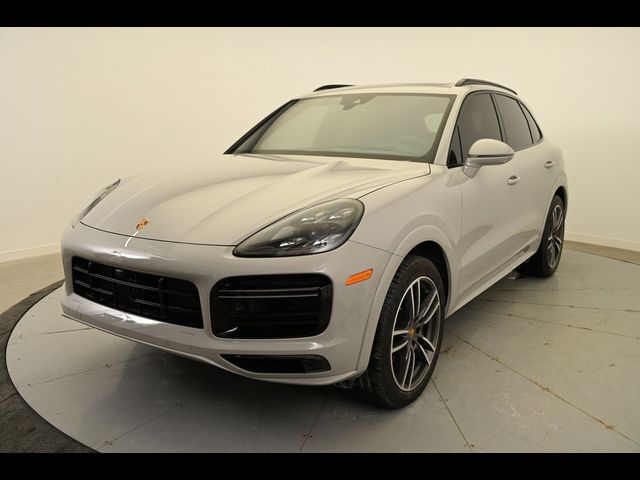 2023 Porsche Cayenne Turbo